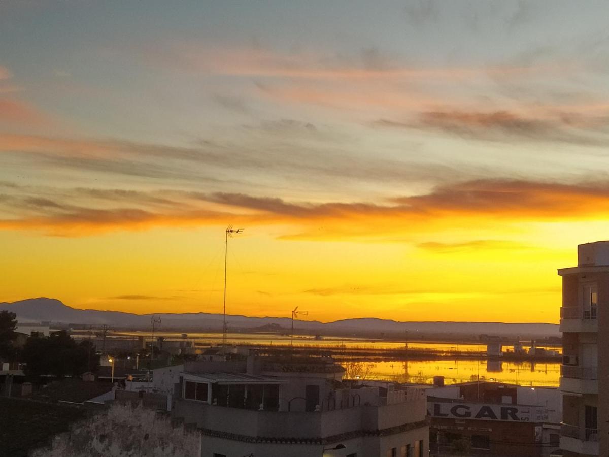 Hostal El Perello, Valencia ภายนอก รูปภาพ