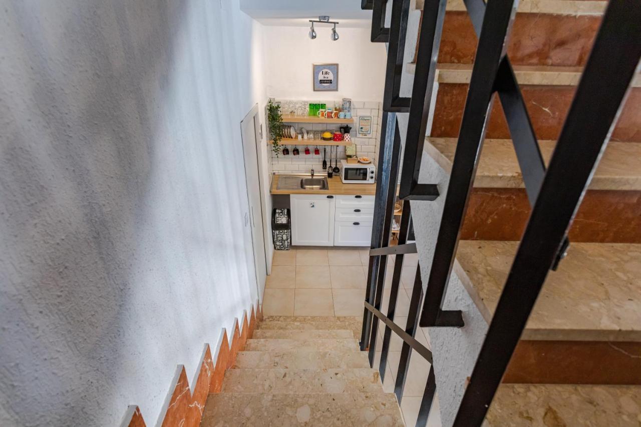 Hostal El Perello, Valencia ภายนอก รูปภาพ